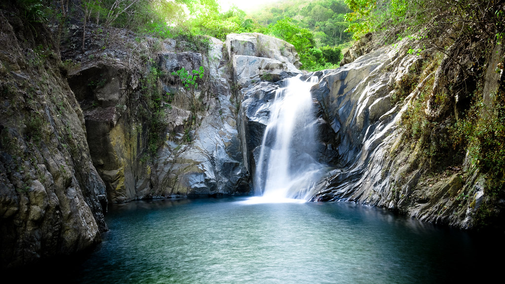 Quimixto Waterfall