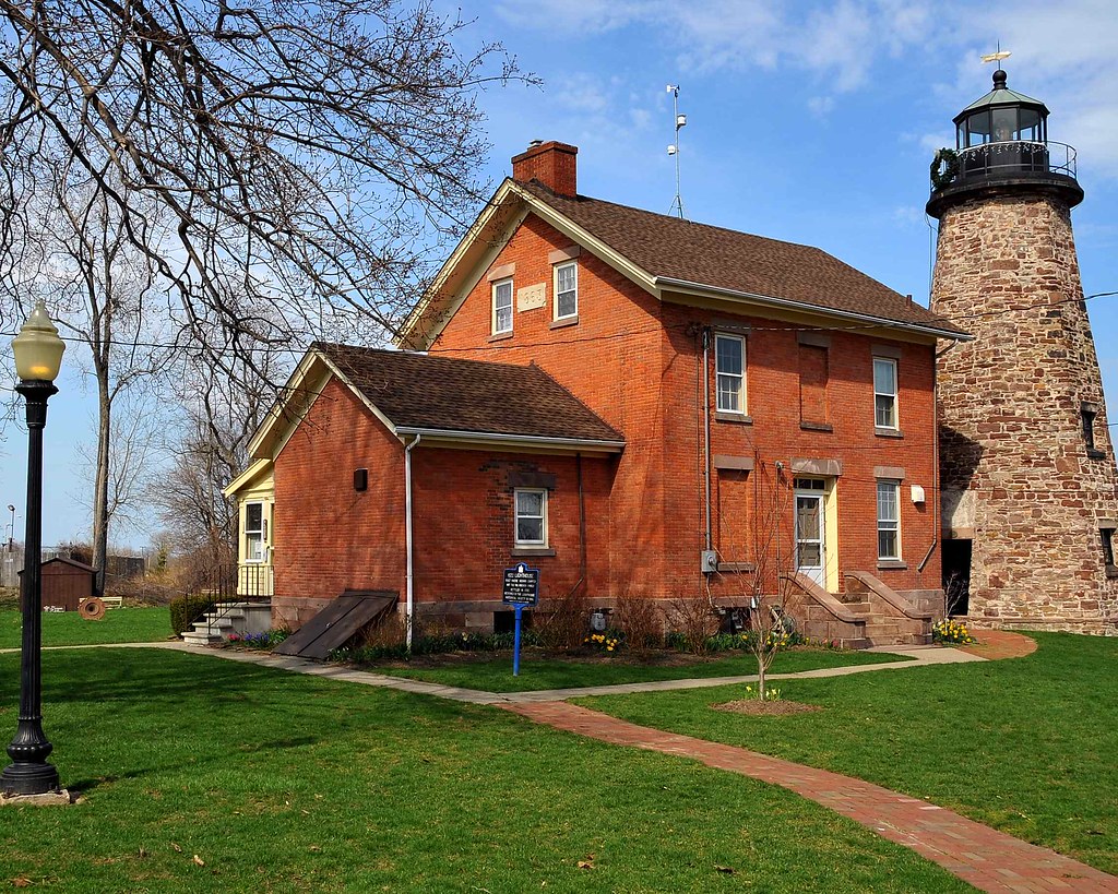 Charlotte - Genesee Lighthouse