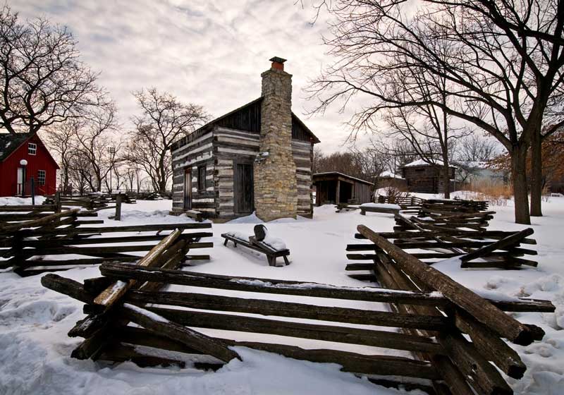 Naper Settlement