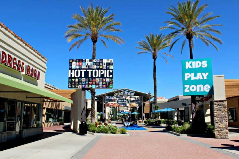Outlets at Lake Elsinore