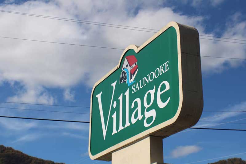 Saunooke Village
