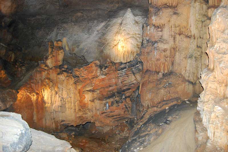 Bristol Caverns