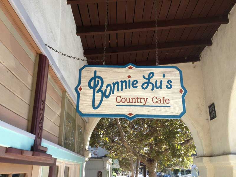 Bonnie Lu's Country Cafe