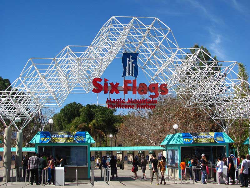 Six Flags Hurricane Harbor