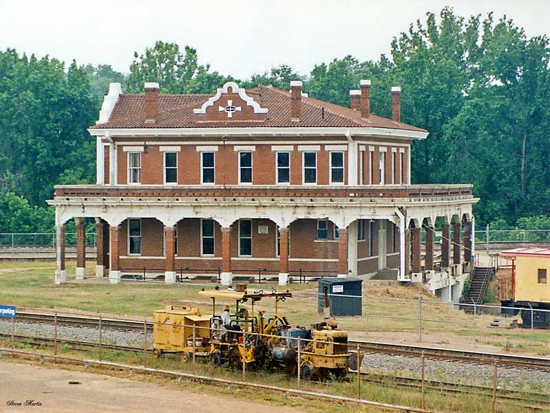 Texas and Pacific Railroad Museum/Depot