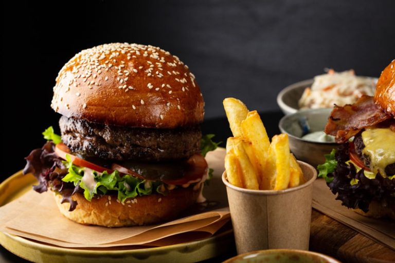 15 Best Restaurants in Babylon, NY - The Tourist Checklist