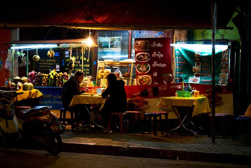 Vientiane Night Market – Riverside Night Market