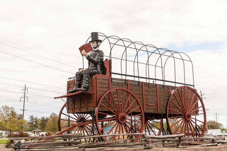 Railsplitter Covered Wagon 