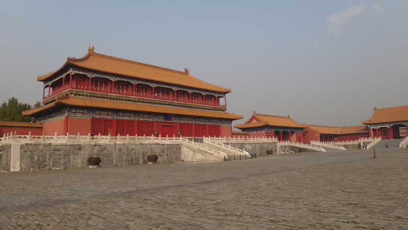 Experience the enchanting Tiananmen Square in Beijing with the delightful Lily Fuwa Tours