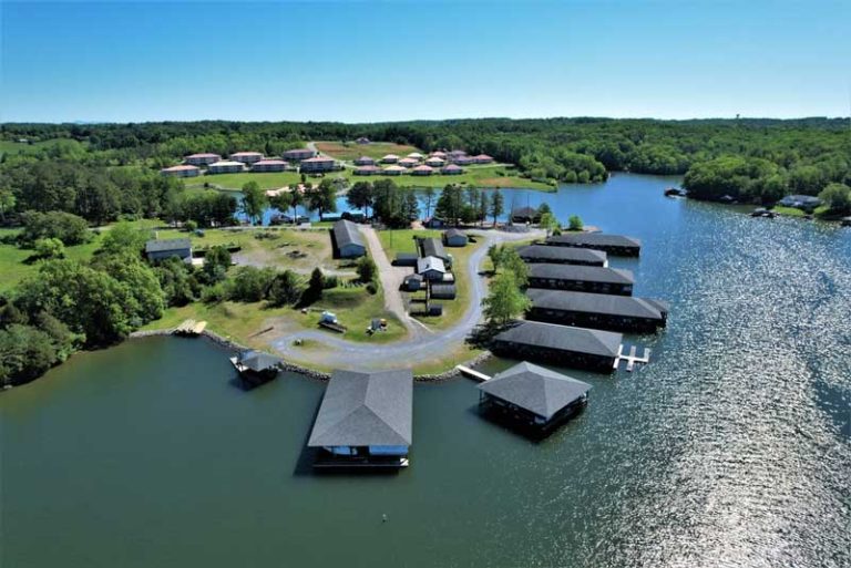 12 Best Places to Buy a Lake House in the U.S. in 2023 The Tourist