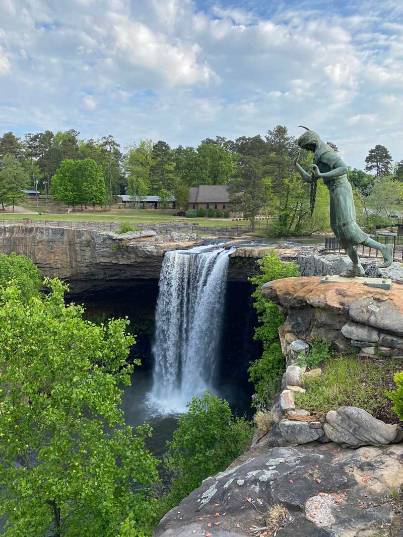 Noccalula Falls Park