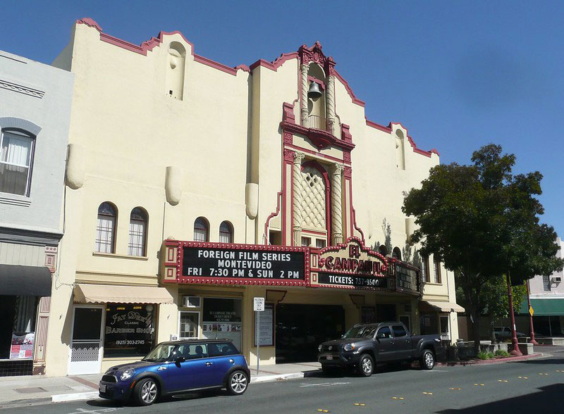 El Campanil Theatre