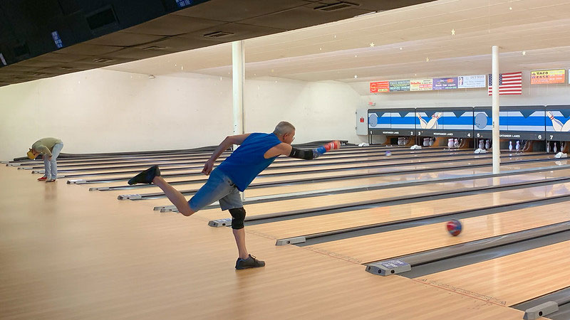 Mountaineer Bowling Lanes