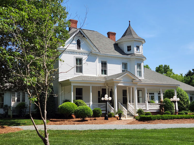 Waxhaw-Weddington Roads Historic District