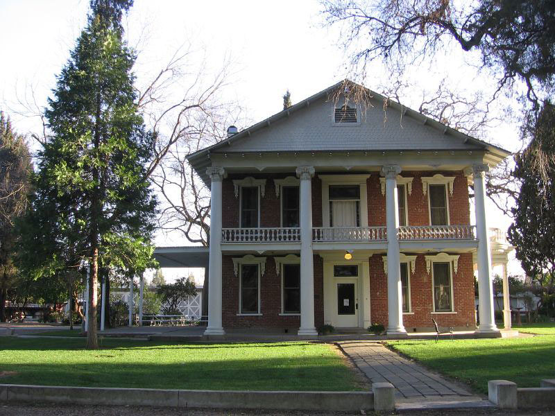 Yolo County Historical Museum (Gibson House)