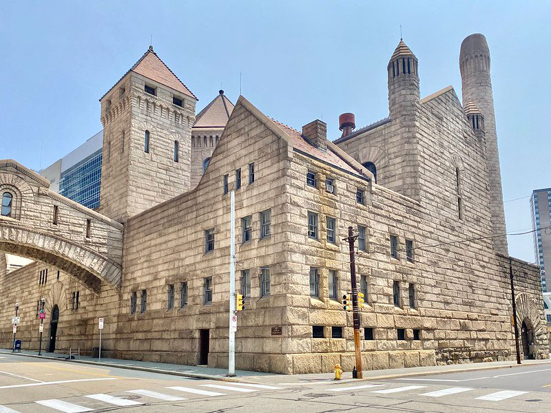 Old Courthouse and Historic Jail