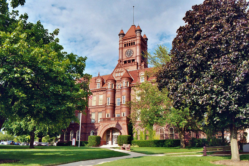 DuPage County Courthouse