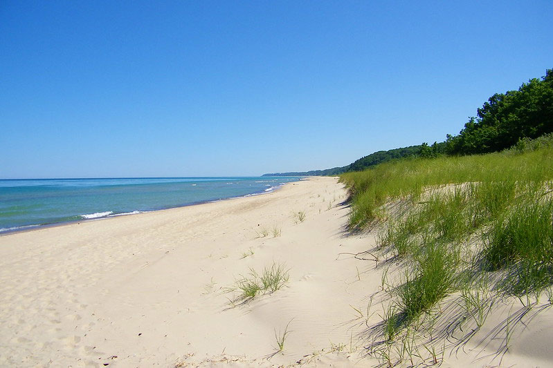 Warren Dunes State Park