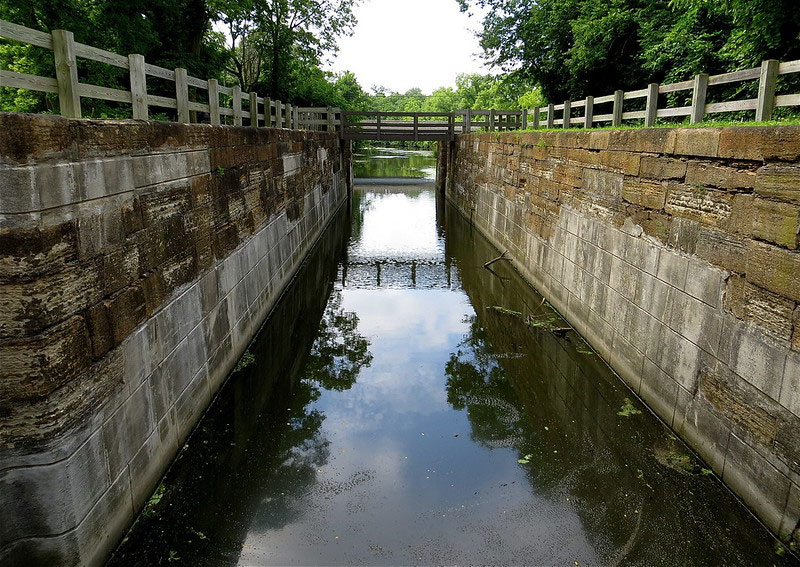 Illinois & Michigan Canal Trail