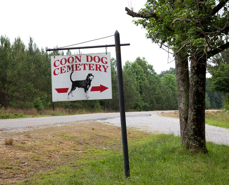 Key Underwood Coon Dog Memorial Graveyard